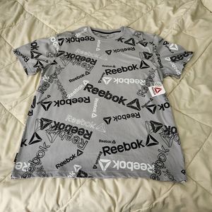 Reebok Mens Tee size Large